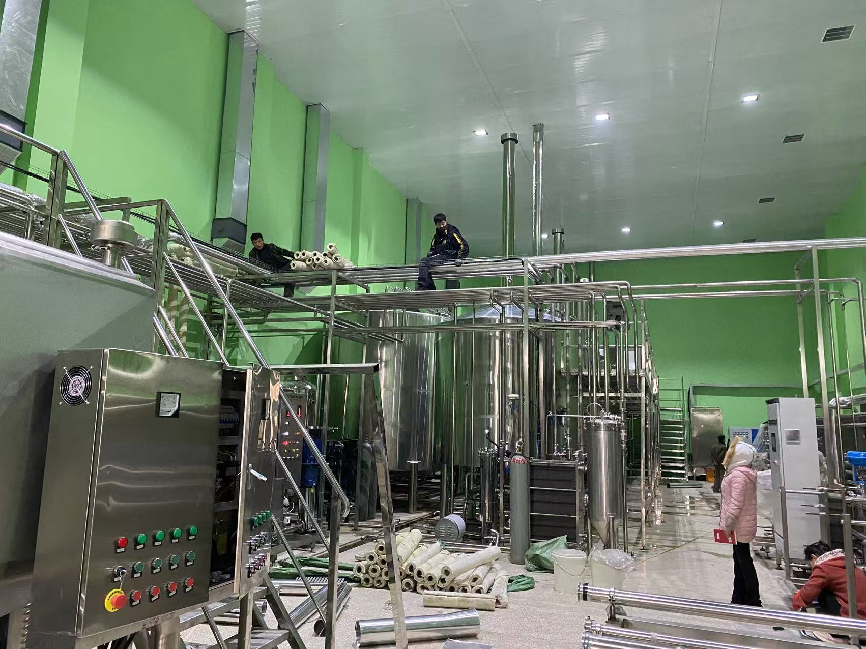 延平精酿啤酒设备厂—精酿啤酒设备制造:传承工艺与创新科技的交融